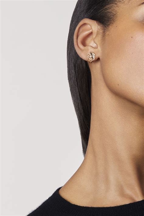 18k gold chanel earrings|chanel earrings j11658.